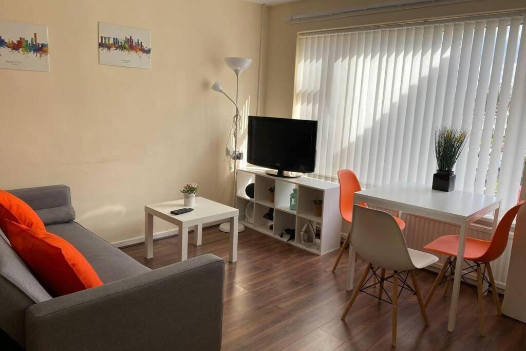 曼彻斯特Conveniently Situated 1Bed Apt In Stretford公寓 外观 照片