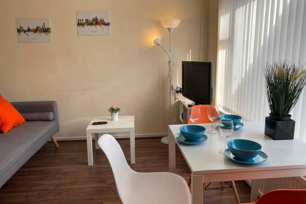 曼彻斯特Conveniently Situated 1Bed Apt In Stretford公寓 外观 照片